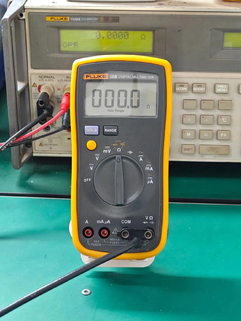 Fluke 15B万用表专业维修与校准全攻略